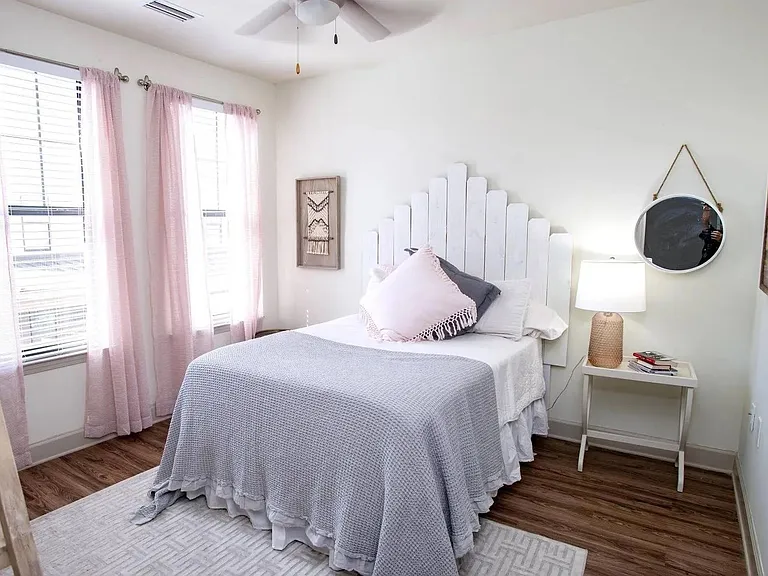 137 E Glenn Ave — Photo 11