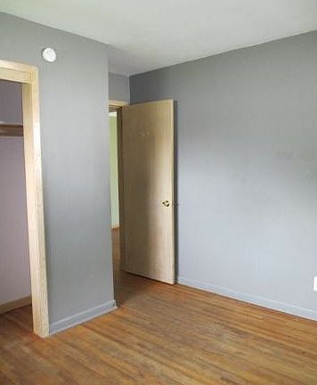 4th image of 520 Stryker Ave