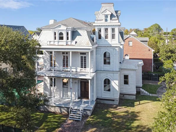 4801 Saint Charles Ave, New Orleans, LA 70115