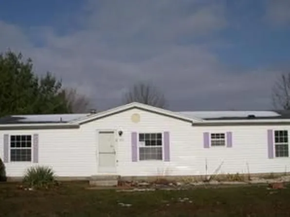 405 S Fairground Ct, Liberty, IN 47353