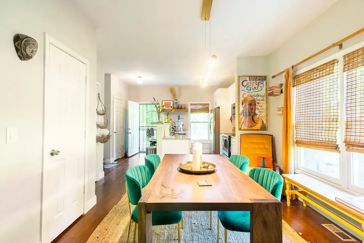 3 bed, 2.5 bath, 1480 sqft, $2,400 — Photo 3