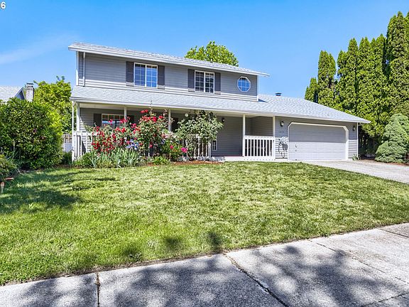 2nd image of 1635 NE Stable Dr