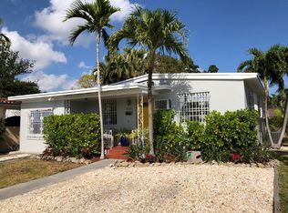 3945 SW 62nd Ct, Miami, FL 33155