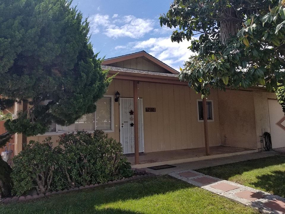 2nd image of 160 Roberta Dr