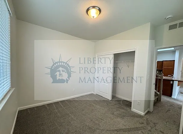 1982 N Todd Hedrick Ln — Photo 6