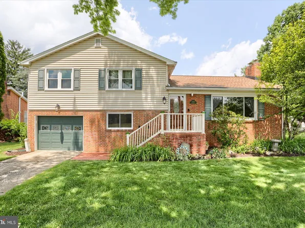 2100 Milltown Rd, Camp Hill, PA 17011