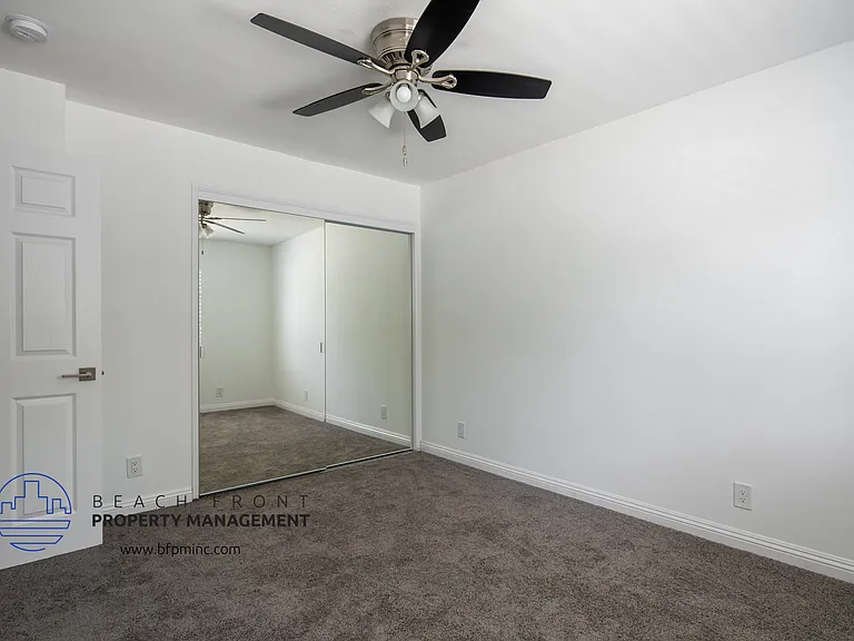 1737 Kent St — Photo 7