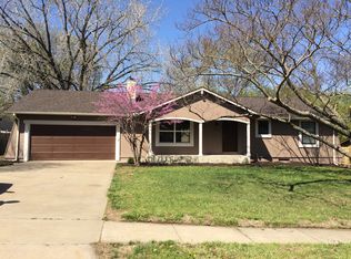 4832 SW Commanche Rd, Topeka, KS 66614