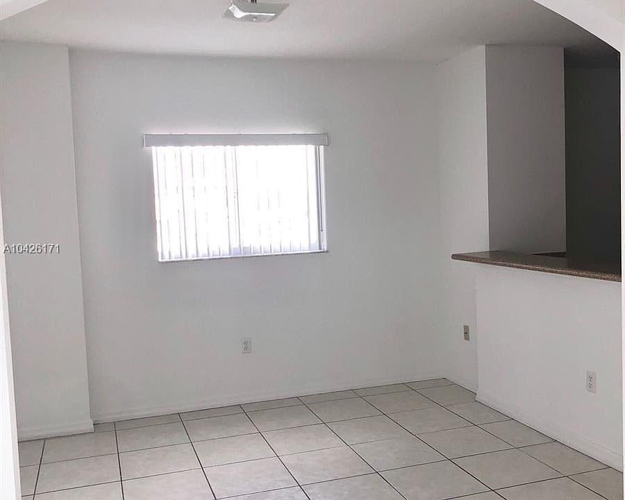 1st image of 406 NW 22nd Ave APT 205