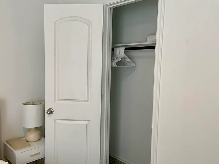 22223 Florence Springs Dr — Photo 4