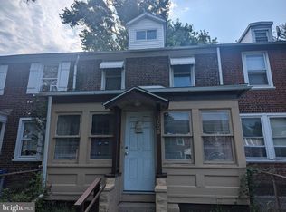 3008 Kearsarge Rd, Camden, NJ 08104