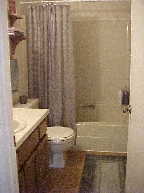 2nd image of 7012 NE 43rd St #4-B