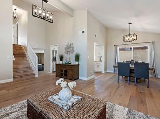 102 Cerro St #1, Encinitas, CA 92024