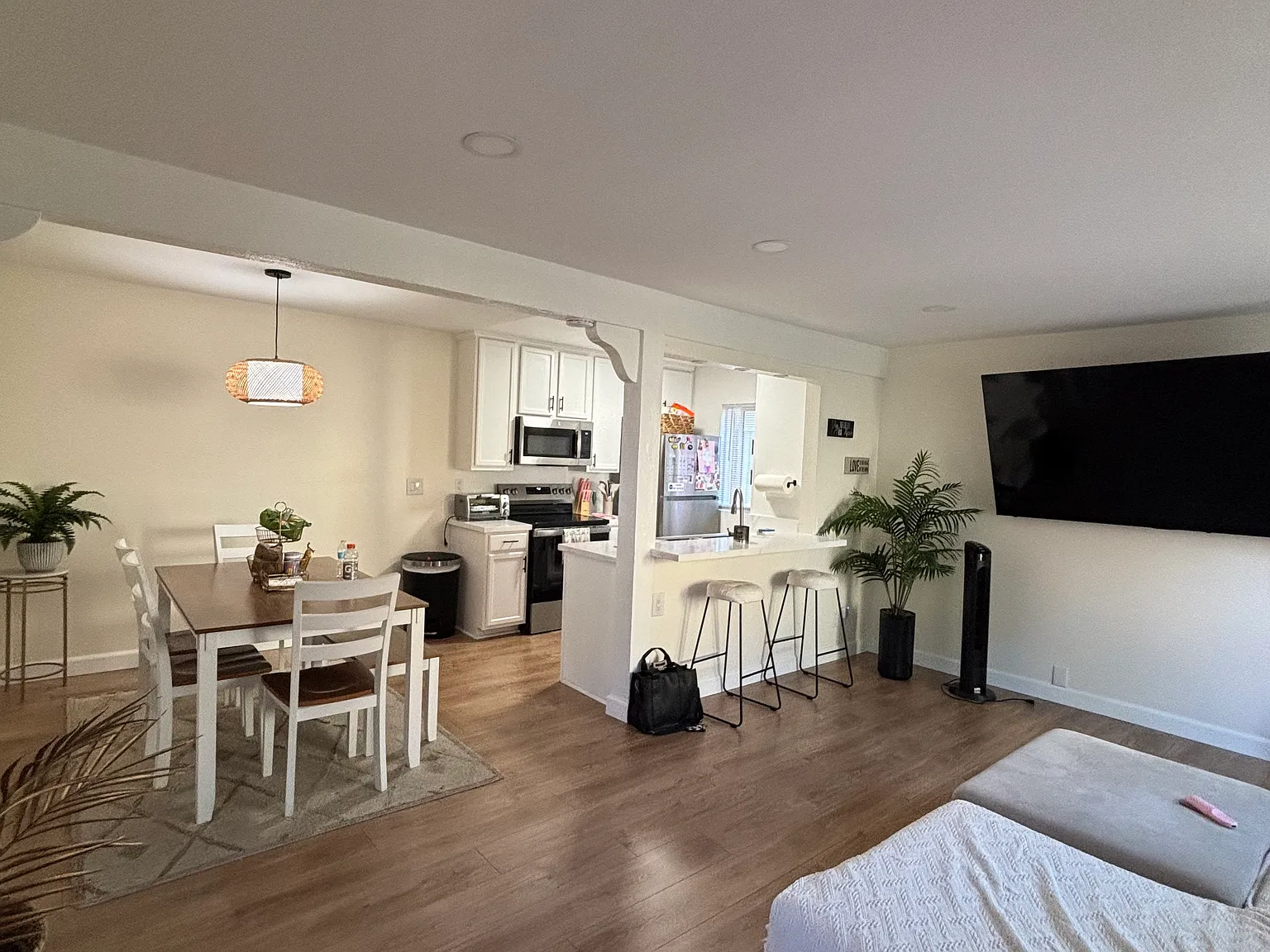 1 bed, 618 sqft, $2,900 — Photo 2