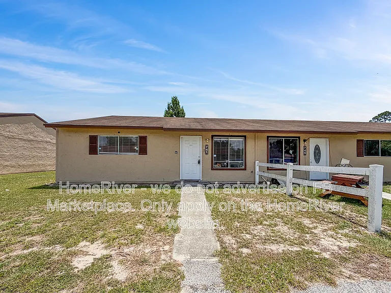 741 W Rosewood Ln — Photo 1