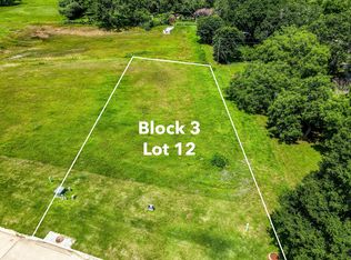 2404 Oak Hollow Ln, Brenham, TX 77833