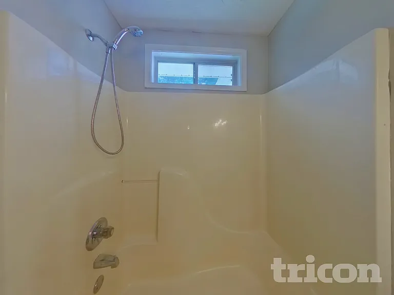 1014 Bay Ridge Dr — Photo 16