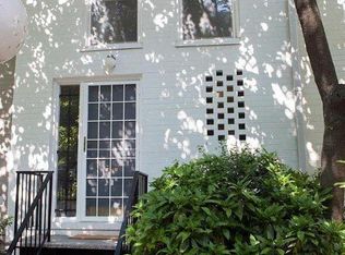 237 G St SW, Washington, DC 20024