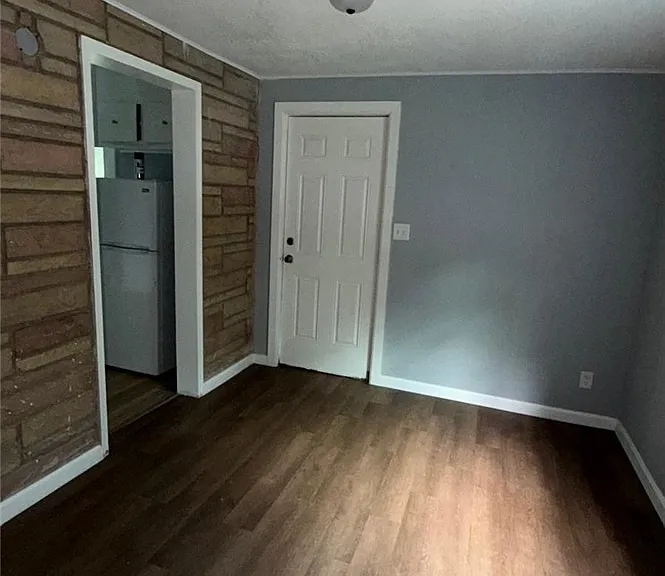 1021 California Dr — Photo 34