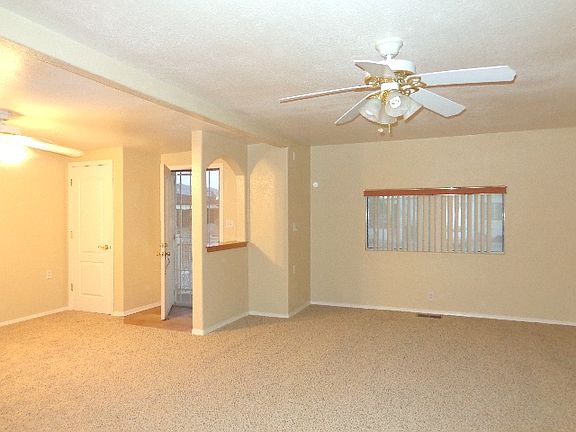 2nd image of 1018 Navajo Dr