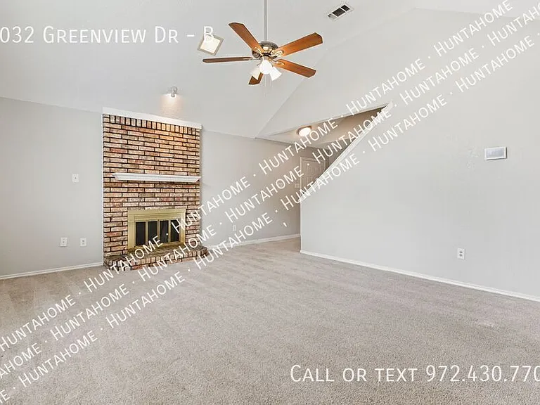 2032 Greenview Dr #B — Photo 2