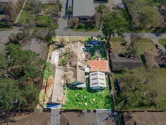 4th image of 9610 Yupondale Dr