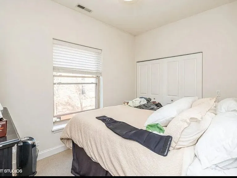 811 W Lill Ave #204 — Photo 7