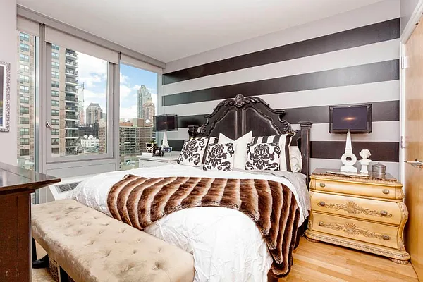 Rented by Town Residential | media 71