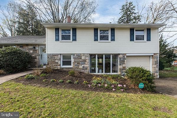 1st image of 634 Linton Rd