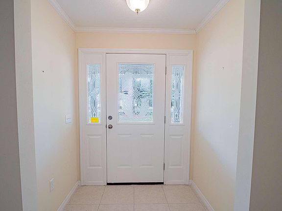 3rd image of 184 SW Long Leaf Dr