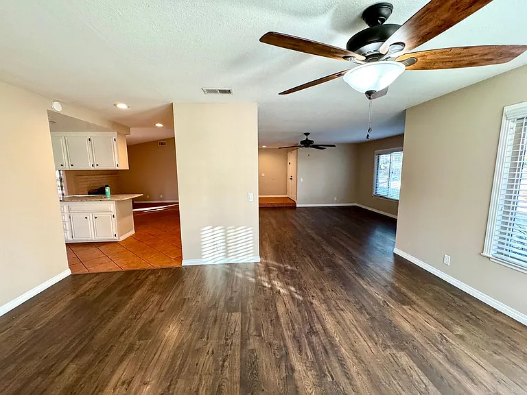 1713 Shenandoah Dr — Photo 10