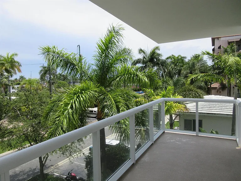 45 Hendricks Isle #301 — Photo 25