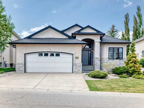 60 S Hamptons Ter SW, Calgary, AB T3A 5X5