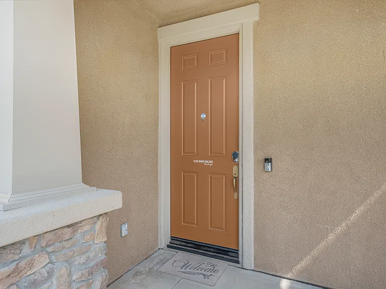 679 Nile River Dr — Photo 35