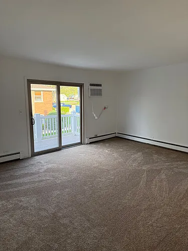 120 Elizabeth St #3C Photo 1