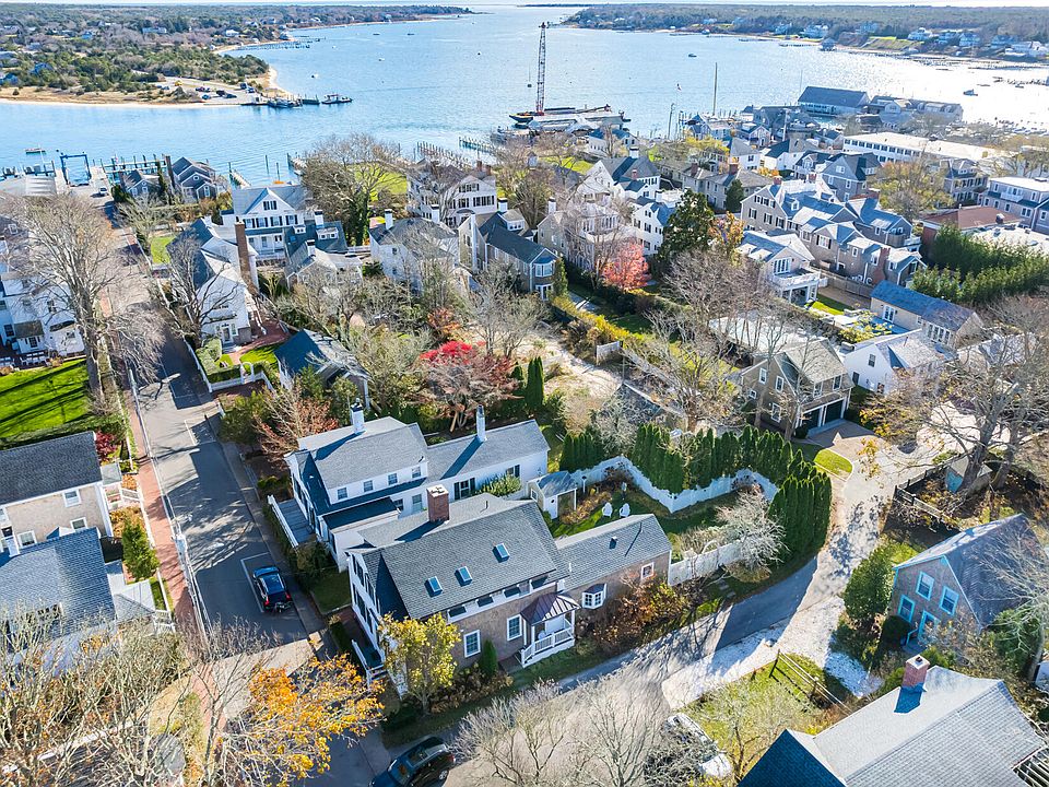26 Morse St, Edgartown, MA 02539 Zillow