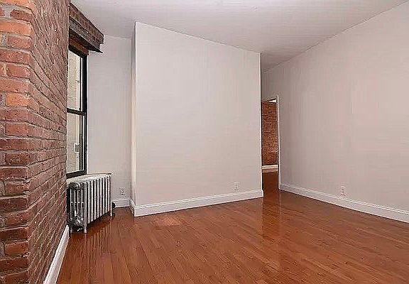 5th image of 212 E 122nd St APT 2A