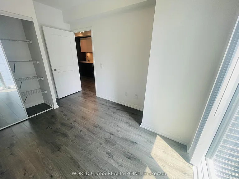 28 Widmer St #3622 — Photo 7