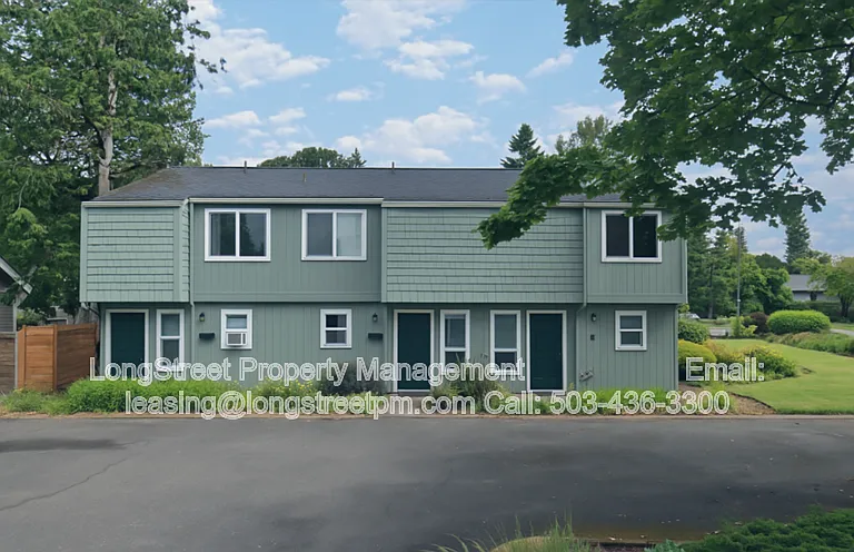 3211 SE Wake St #1 — Photo 1