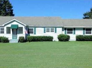 1374 Claud Rd, Eclectic, AL 36024