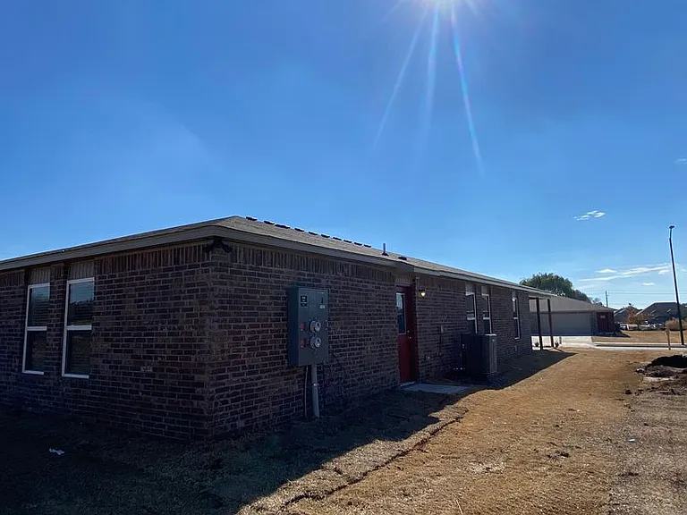 503A W Christopher Dr — Photo 16