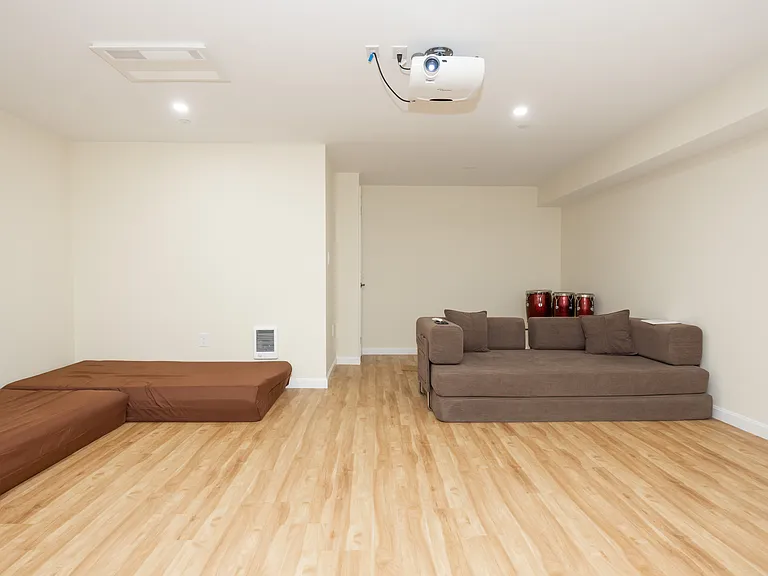 1 Warmstone Way — Photo 34