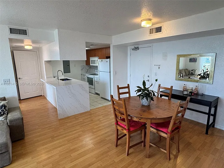 816 NW 11th St #1108 — Photo 9
