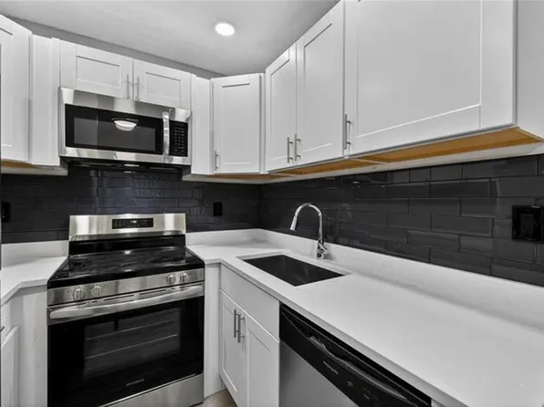1541 NW 7th Ter, Fort Lauderdale, FL 33311