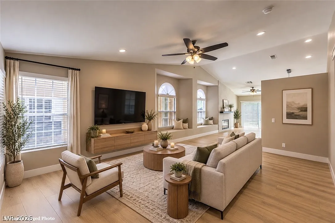 3 bed, 2.0 bath, 1530 sqft, $3,000 — Photo 3