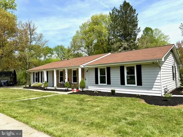10538 Green Mountain Cir, Columbia, MD 21044