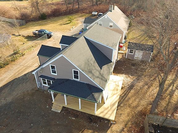 5th image of 1384 Cohannet St