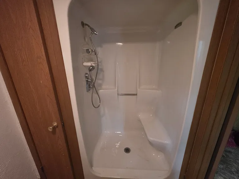 137 Wildon Ave — Photo 12