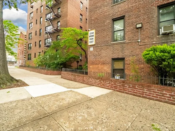 2244 Bronx Park East 2E image 29 of 30