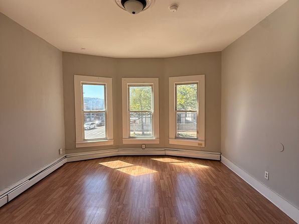 619 Howard Ave APT 2